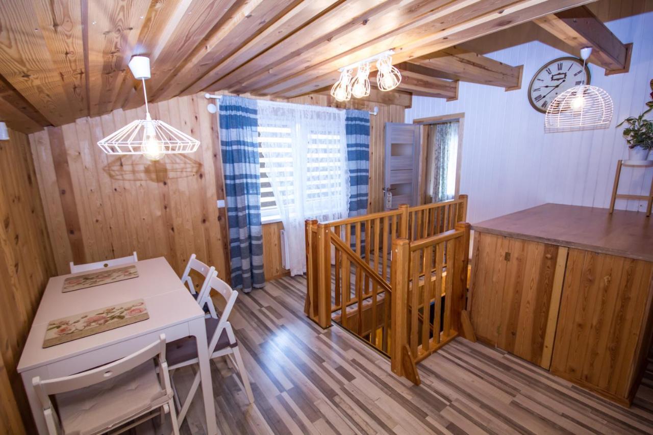 Flower Apartment Ventspils Esterno foto