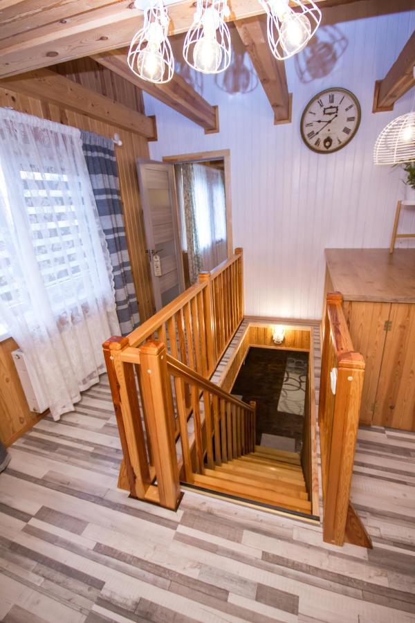 Flower Apartment Ventspils Esterno foto